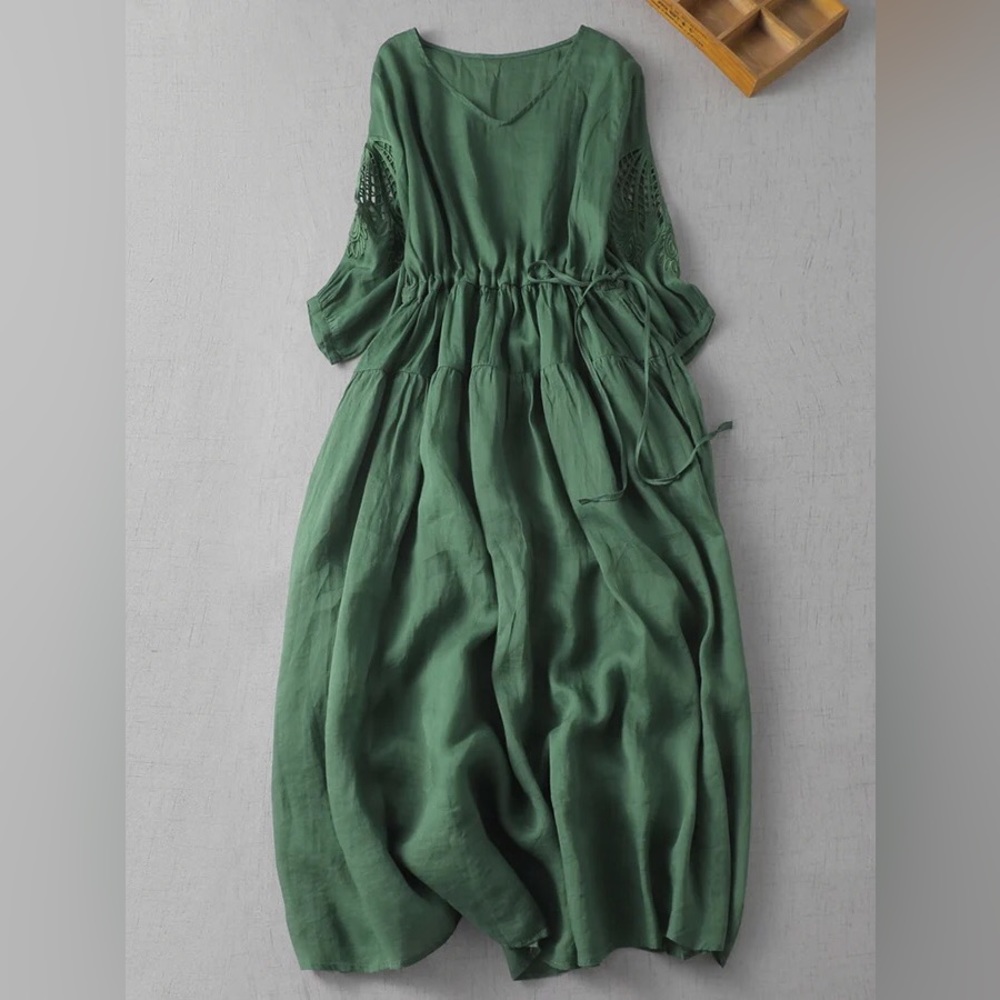 🔹 Solid French Cut Out Embroidered V-Neck Dress